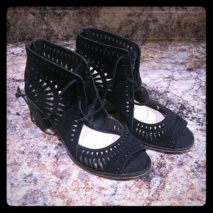 Vince Camuto Booties